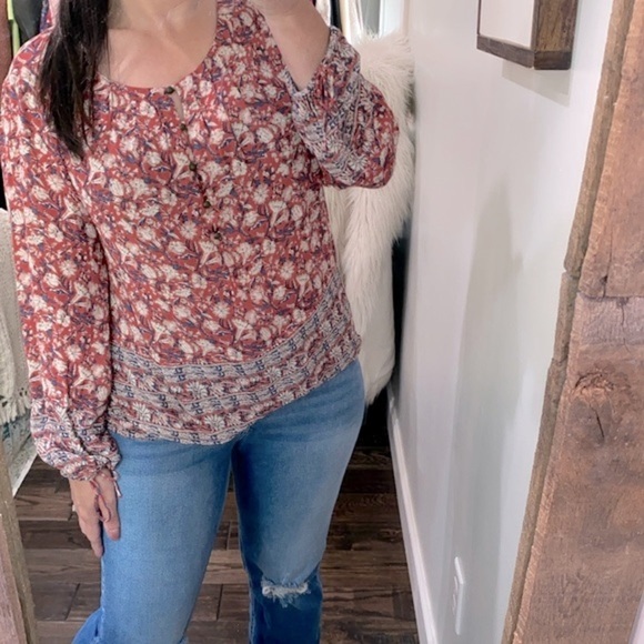 Lucky Brand red floral top size large - Picture 3 of 9